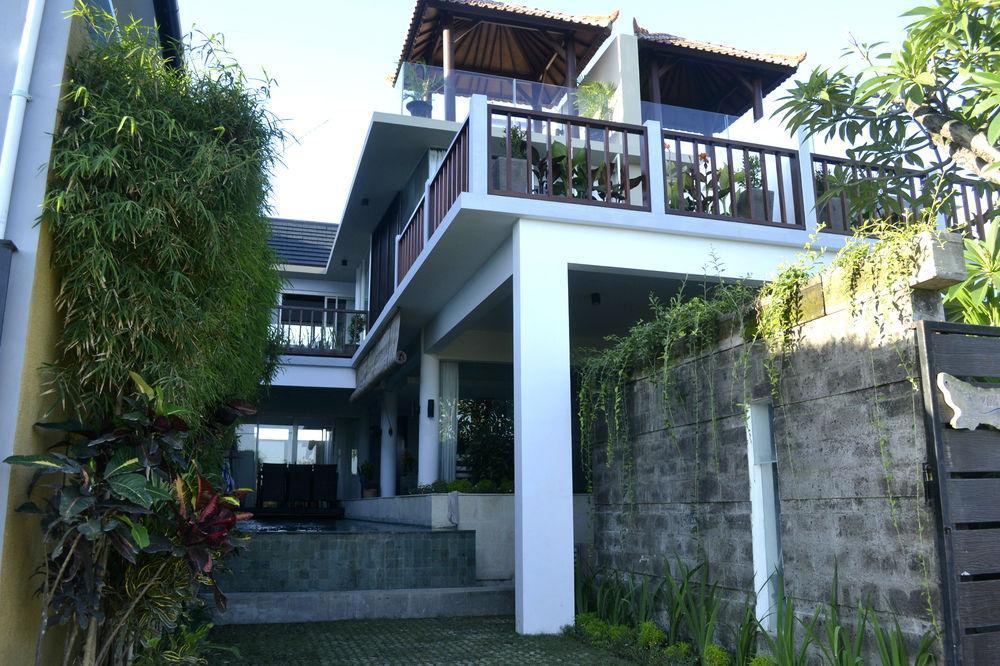 Grace And Milena Guesthouse Kuta  Bagian luar foto