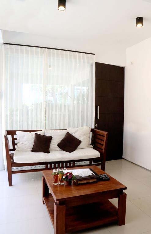 Grace And Milena Guesthouse Kuta  Bagian luar foto