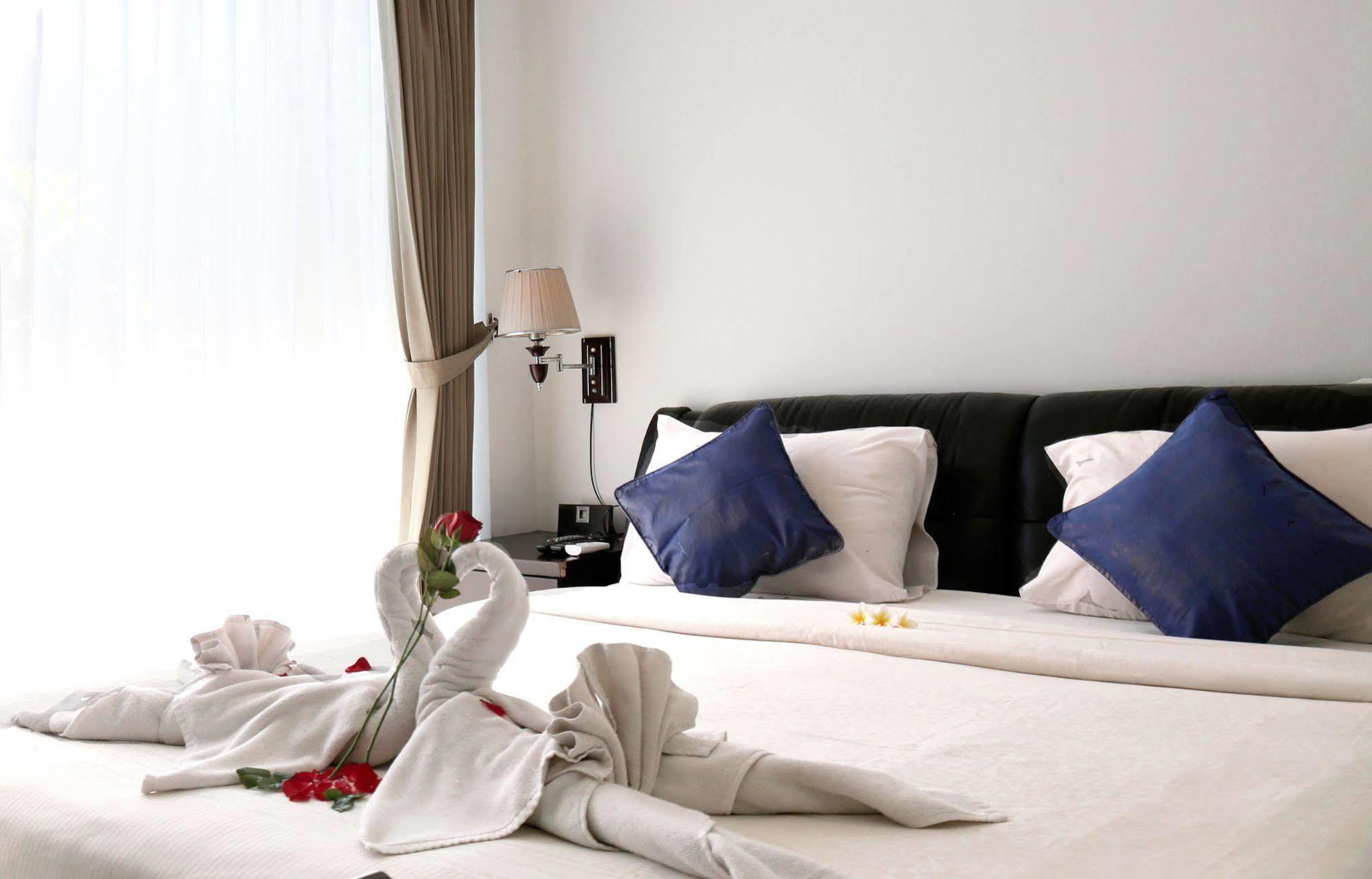 Grace And Milena Guesthouse Kuta  Bagian luar foto